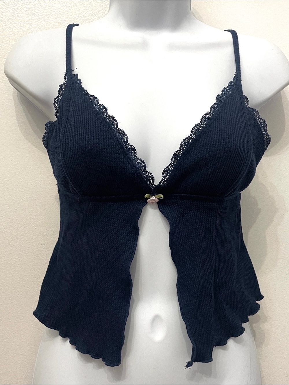 Tilly’s Full Tilt Babydoll Crop Top Cami Navy Trend Y2K style